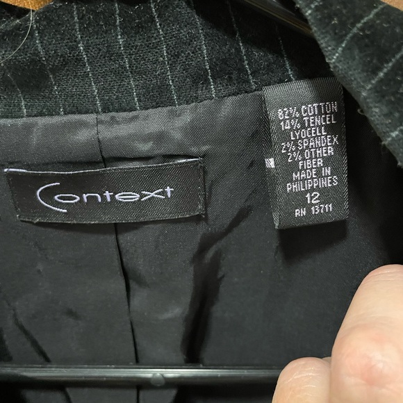 Context Women's Black Pinstripe Velvet Blazer - Picture 2 of 2